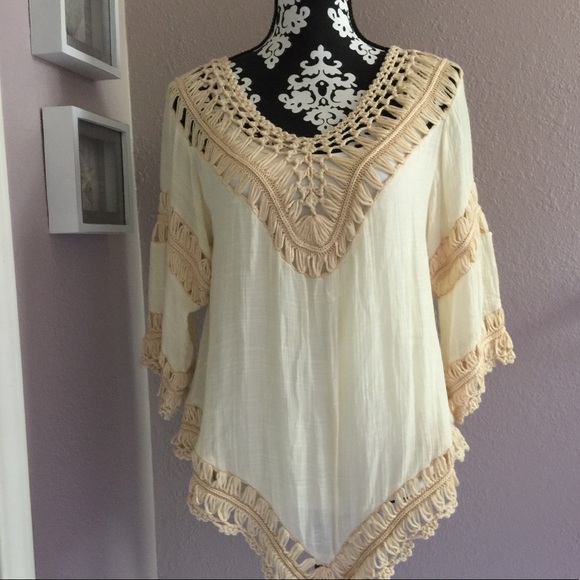 Ya Los Angeles Tops - Ya Los Angeles Crochet Boho Festival Poncho Top L